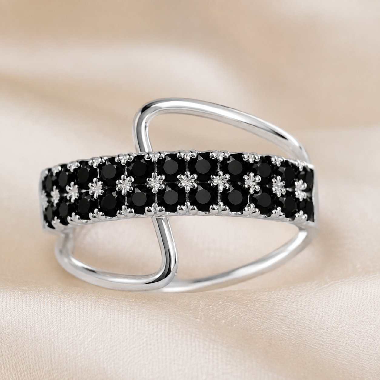 Women's Adjustable Rhinestone Fashion Ring - Photo 3